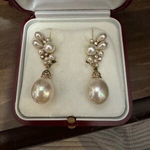 Majorica Lustrous Pearl Cluster Vintage Earrings